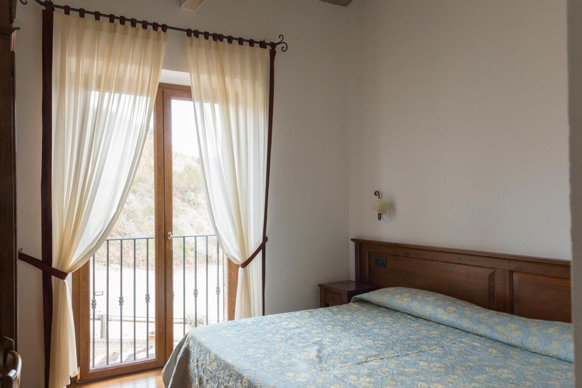 Colleverde Country House & Spa Urbino Eksteriør billede