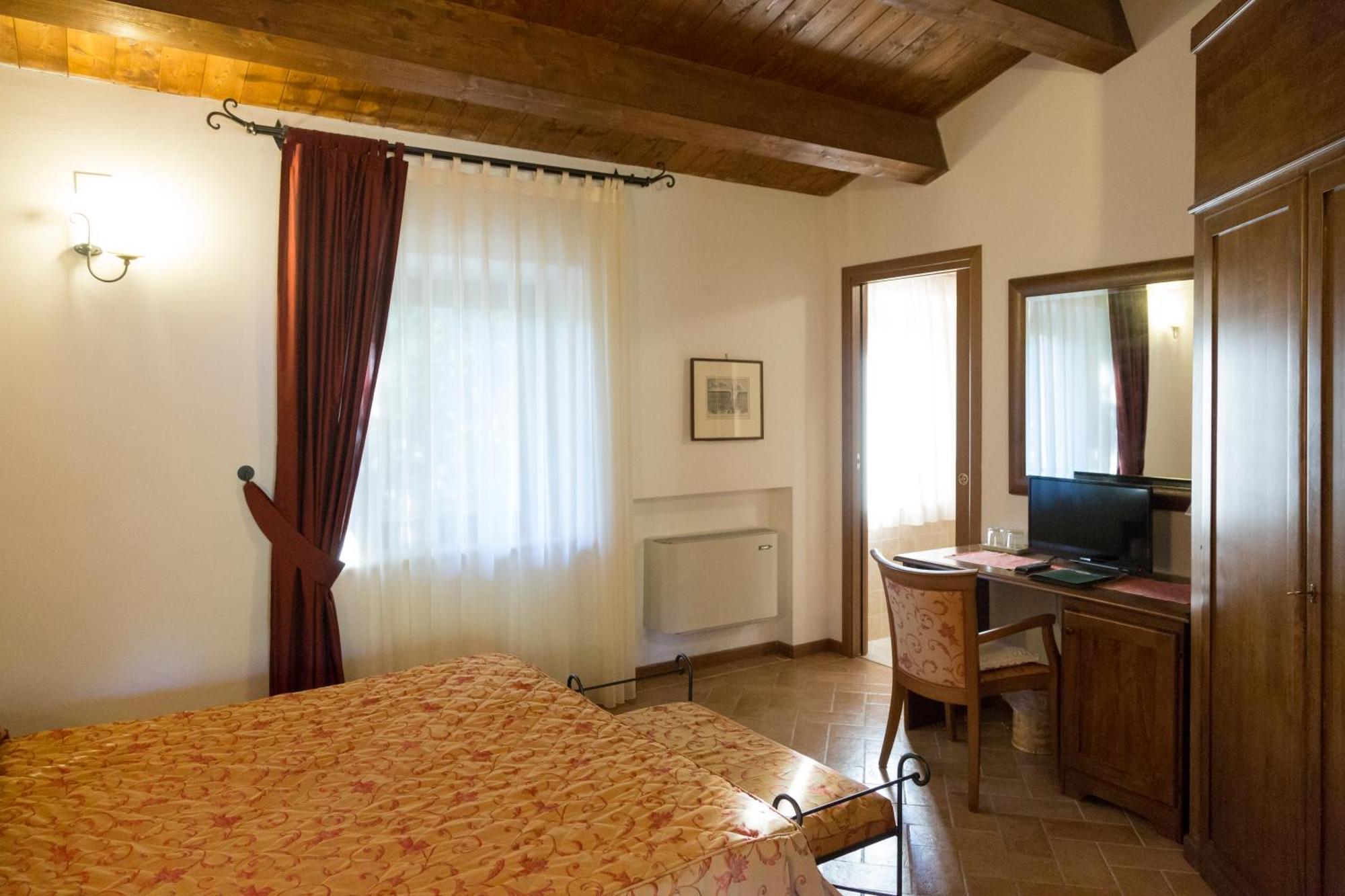 Colleverde Country House & Spa Urbino Eksteriør billede