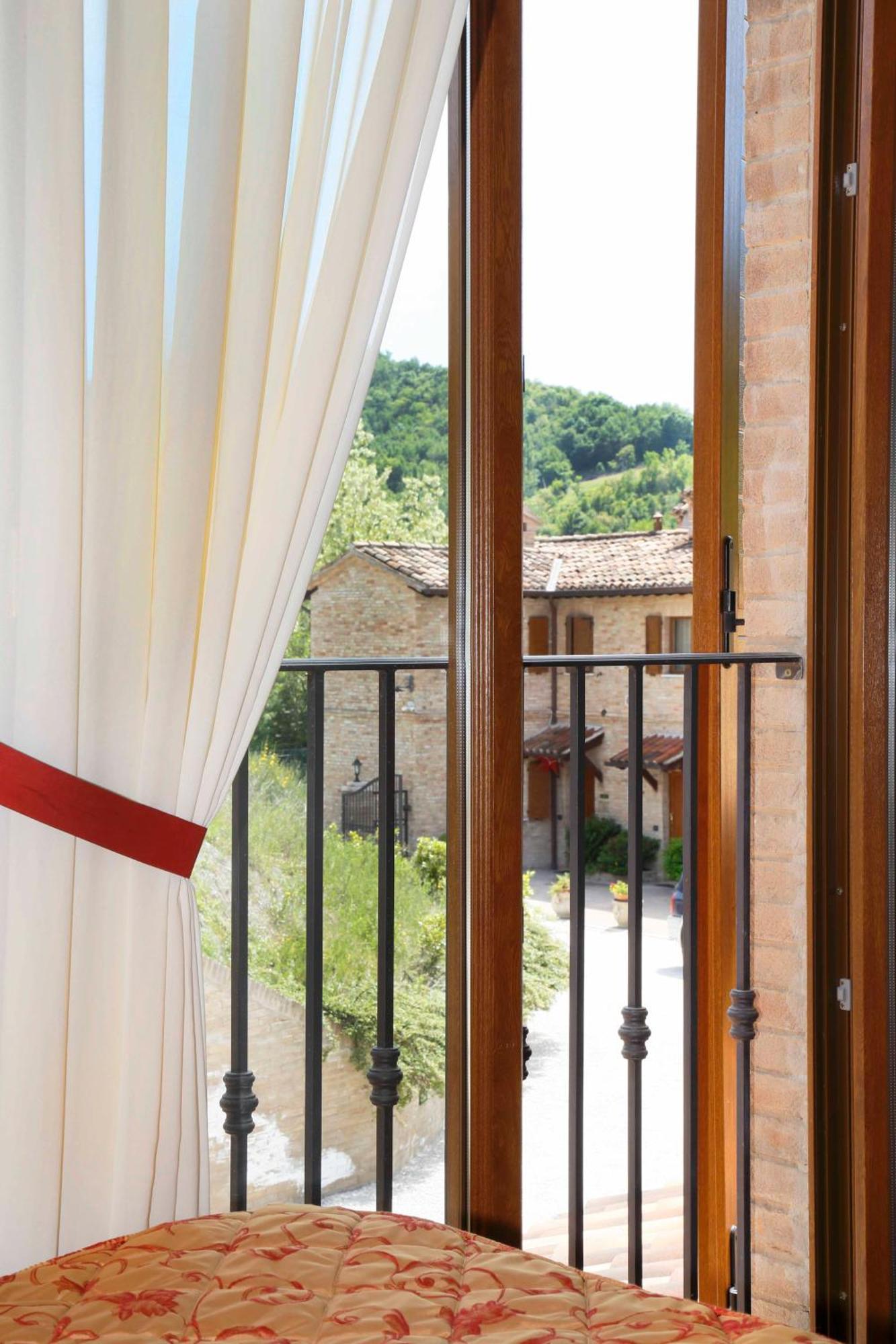 Colleverde Country House & Spa Urbino Eksteriør billede